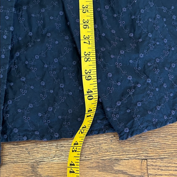 Banana Republic Dress Women’s 6 Navy Eyelet Wrap Cotton Floral Embroidered - Picture 11 of 15